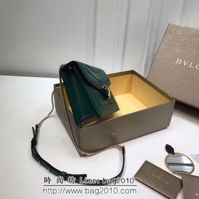 BVLGARI寶格麗 專櫃新款 蛇頭扣環 單層蛇頭包 鏈條單肩斜挎包 祖母綠 B39174 FYD1329